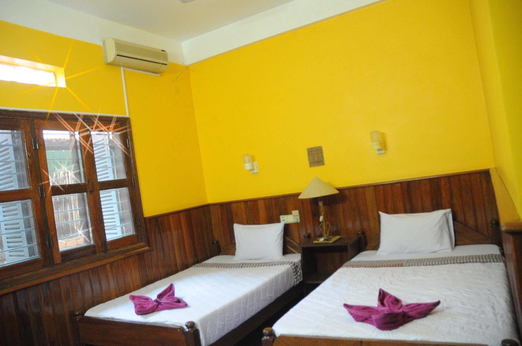 Big Lyna Villa & Homestay Siem Reap Exterior photo